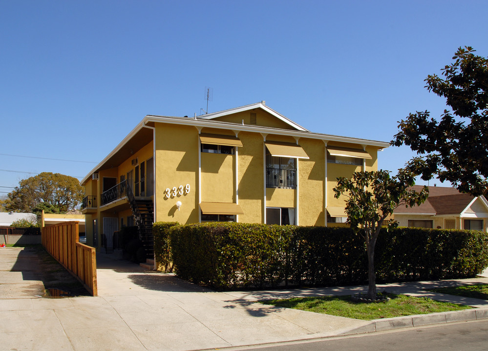 3339 Garden Ave in Los Angeles, CA - Foto de edificio