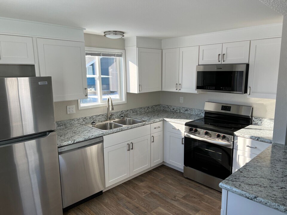 1501 Stellar Dr in Kenai, AK - Building Photo