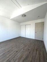 111 Ximeno Ave in Long Beach, CA - Building Photo - Building Photo