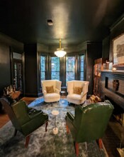 1306 Oak Ave in Evanston, IL - Building Photo - Building Photo