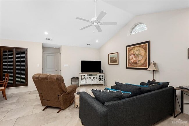 10 Jackson N Rd in Edinburg, TX - Building Photo - Building Photo