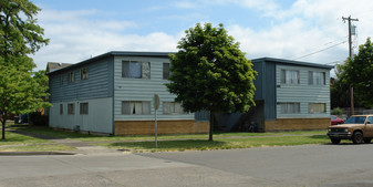 455-495 SW B Ave in Corvallis, OR - Building Photo