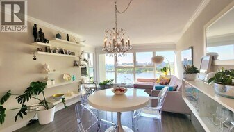 1323 Homer St in Vancouver, BC - Building Photo