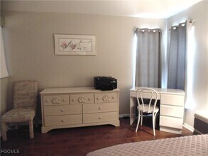 1900 Corona Del Sire Dr in North Fort Myers, FL - Building Photo - Building Photo