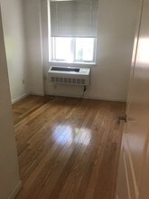 141-27 84th Dr-Unit -4 in Queens, NY - Building Photo - Building Photo