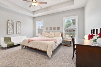 4479 W Putting Green Dr in Fayetteville, AR - Building Photo - Building Photo