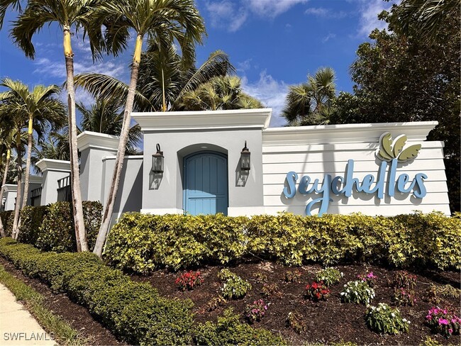 2646 Seychelle Cir in Naples, FL - Building Photo - Building Photo