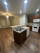6329 Saint Claude Ave, Unit 6331 in New Orleans, LA - Foto de edificio - Building Photo