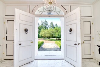 31 Bridlewood Rd in Northbrook, IL - Building Photo - Building Photo
