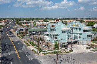 4001 Red River St in Austin, TX - Building Photo - Building Photo