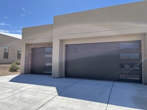 1389 Pocket Mesa Dr in Saint George, UT - Foto de edificio - Building Photo