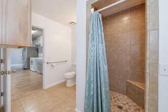 12712 E McKinley Ave in Sanger, CA - Building Photo - Building Photo