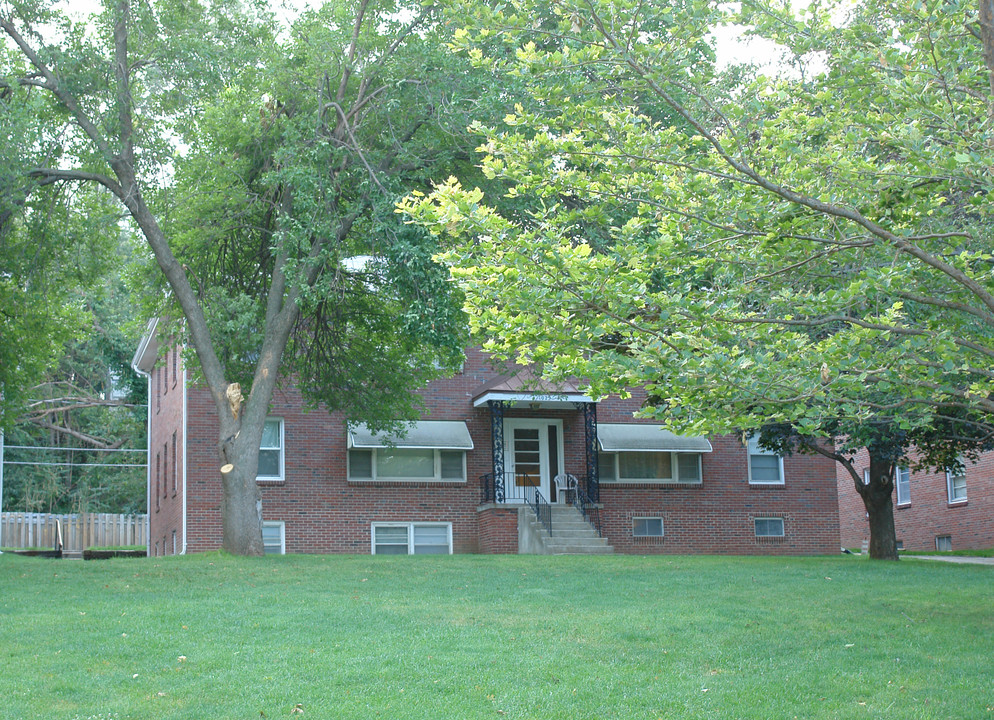 Pleasant Valley Apartments in Omaha, NE - Building Photo