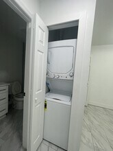 4359 Cassius St in Orlando, FL - Foto de edificio - Building Photo
