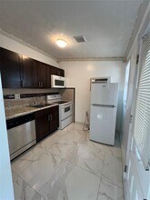 1490 NW 34th St in Miami, FL - Building Photo - Building Photo