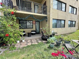 301 Golden Isles Dr, Unit 114 in Hallandale Beach, FL - Building Photo