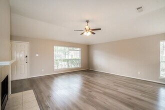 3722 Colleen Woods Cir in Houston, TX - Building Photo - Building Photo