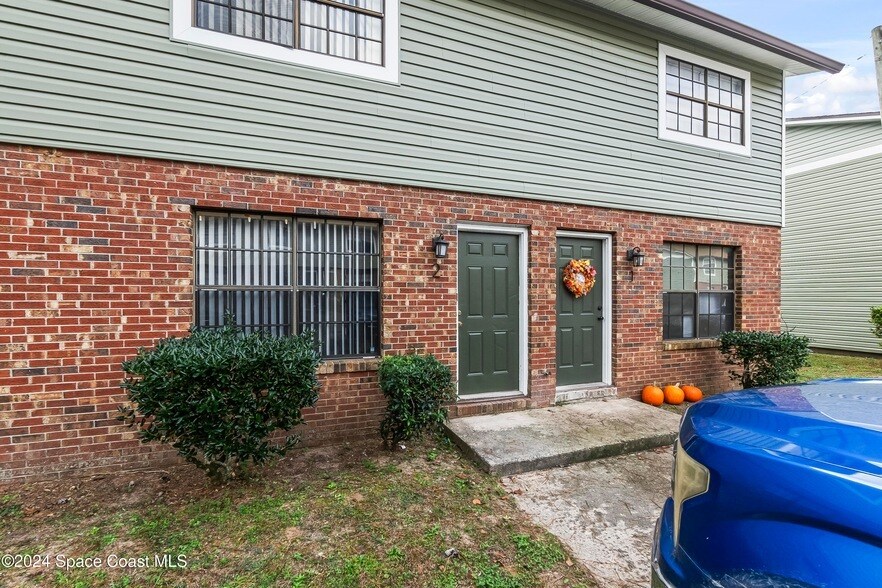 4438 Dorothy Dr, Unit 2 in Marianna, FL - Building Photo