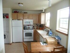 127 Haystacker Dr, Unit Lockoff in Eagle, CO - Building Photo - Building Photo
