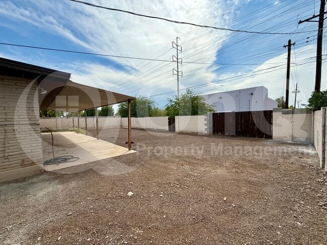 3006 S Dromedary Dr in Tempe, AZ - Building Photo - Building Photo