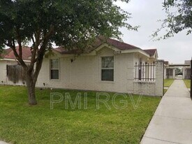 1014 French Ave in Edinburg, TX - Building Photo