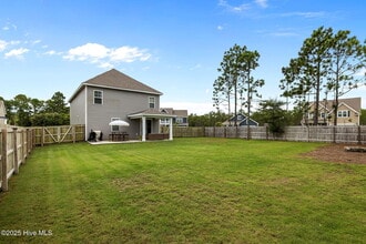 240 Salt Mdw Ln in Newport, NC - Building Photo - Building Photo