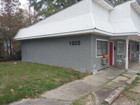 1805 S Beech St in Pine Bluff, AR - Building Photo