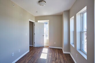 5514 Woodland Ave in Philadelphia, PA - Building Photo - Building Photo