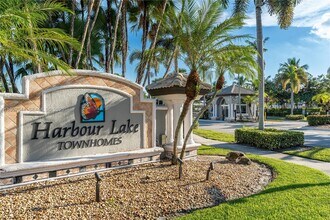 2889 SW 129th Way in Miramar, FL - Building Photo - Building Photo