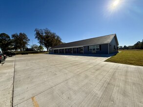 36 County Road 4230, Unit 202 in Pittsburg, TX - Foto de edificio - Building Photo