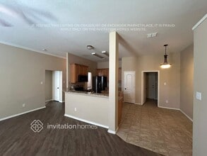 113 Singletree Ln in Willow Park, TX - Foto de edificio - Building Photo