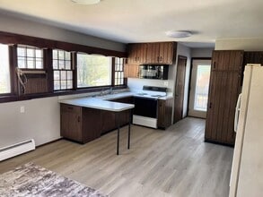 1045 S Pitt St in Carlisle, PA - Building Photo - Building Photo