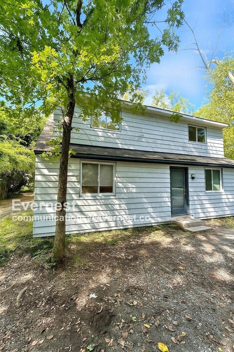 305 N Boundary St in Williamsburg, VA - Building Photo