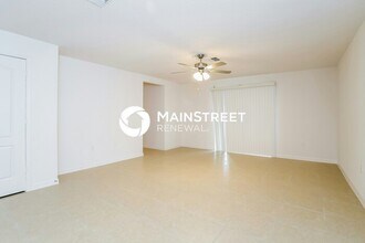 1357 Brenway Dr in Mascotte, FL - Building Photo - Building Photo