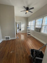 124 N Pearl Ave in Joplin, MO - Building Photo - Building Photo