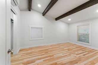 1016 E Lakeside Ave in Coeur d'Alene, ID - Building Photo - Building Photo