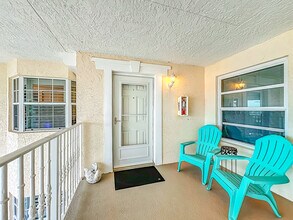 760 Lake Orchid Cir, Unit 204 in Vero Beach, FL - Building Photo - Building Photo