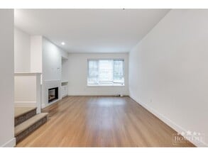 2501-161A 161A St in Surrey, BC - Building Photo - Building Photo