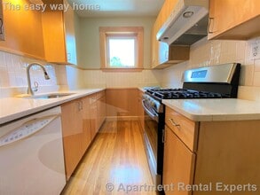 520 High St, Unit #33B in Medford, MA - Building Photo - Building Photo