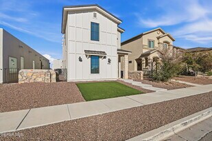 4512 Mark Avizo in El Paso, TX - Building Photo
