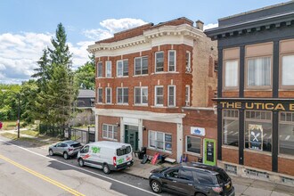 15 E Utica St in Buffalo, NY - Building Photo - Building Photo