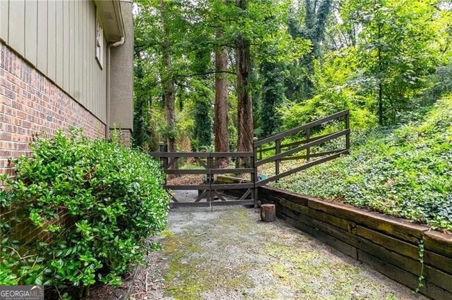 4932 Rock Haven Dr SW in Lilburn, GA - Building Photo - Building Photo