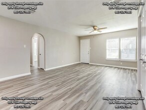 3014 Poplar St in Greenville, TX - Building Photo - Building Photo