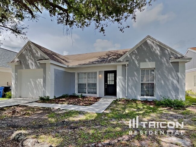 4051 Forecast Dr in Brandon, FL - Building Photo - Building Photo