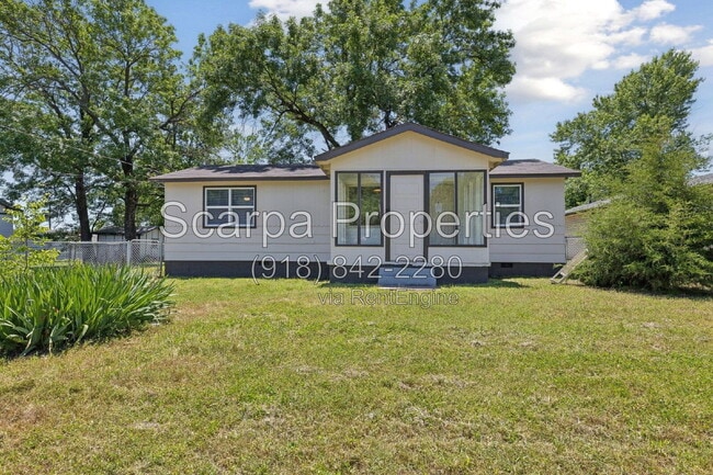property at 202 E 4th Ave
