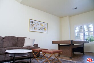 8506 Blue Heron Dr in Bakersfield, CA - Building Photo - Building Photo