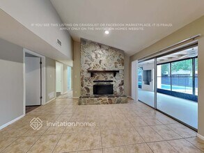 2464 Carolton Rd in Maitland, FL - Foto de edificio - Building Photo