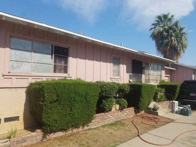 120 Warren Ave in Bakersfield, CA - Building Photo - Building Photo