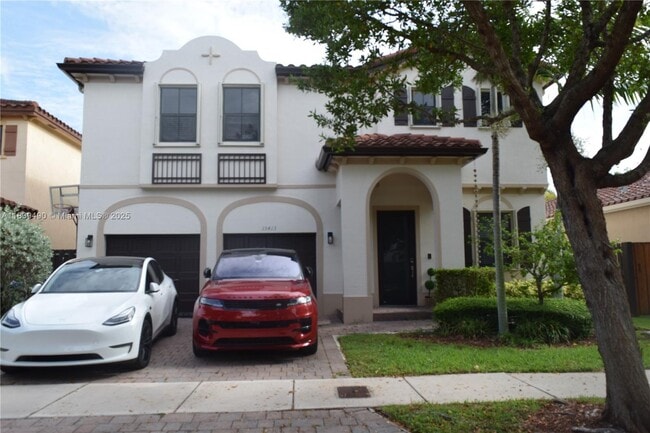 15413 SW 176th Terr in Miami, FL - Building Photo - Building Photo