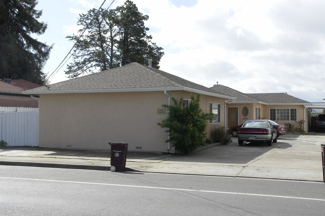 24627-24629 Soto Rd in Hayward, CA - Building Photo